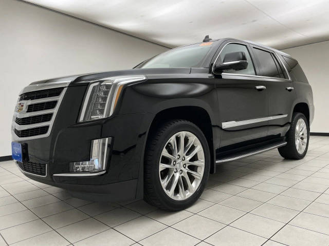 2017 Cadillac Escalade Luxury 4WD photo