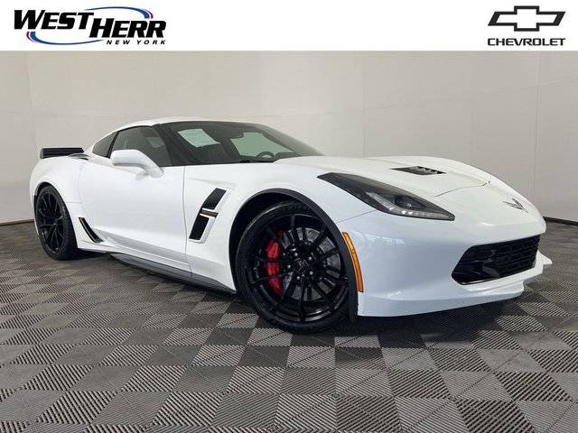2017 Chevrolet Corvette Grand Sport 2LT RWD photo