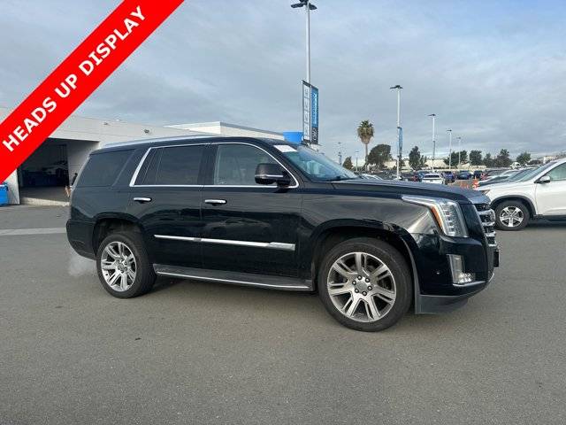 2017 Cadillac Escalade Luxury 4WD photo