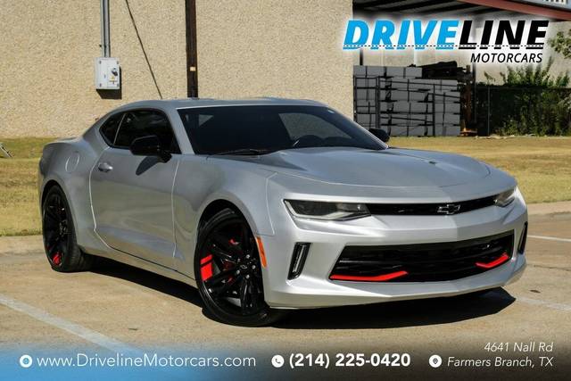 2017 Chevrolet Camaro 2LT RWD photo