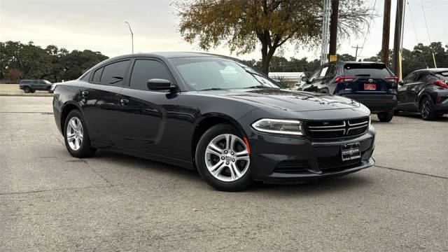 2017 Dodge Charger SE RWD photo