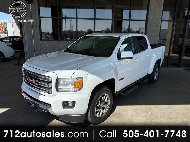 2017 GMC Canyon 4WD SLE 4WD photo