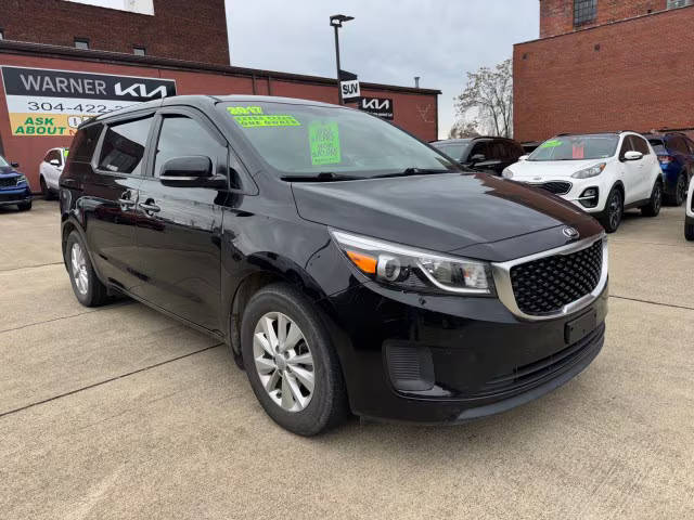 2017 Kia Sedona L FWD photo