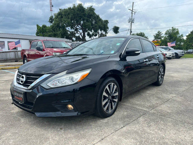 2017 Nissan Altima 2.5 SV FWD photo
