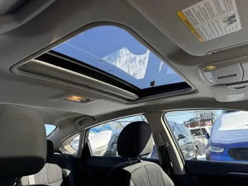 2017 Nissan Sentra SV FWD photo