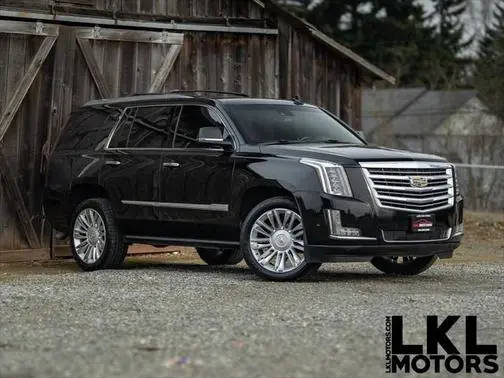 2017 Cadillac Escalade Platinum 4WD photo