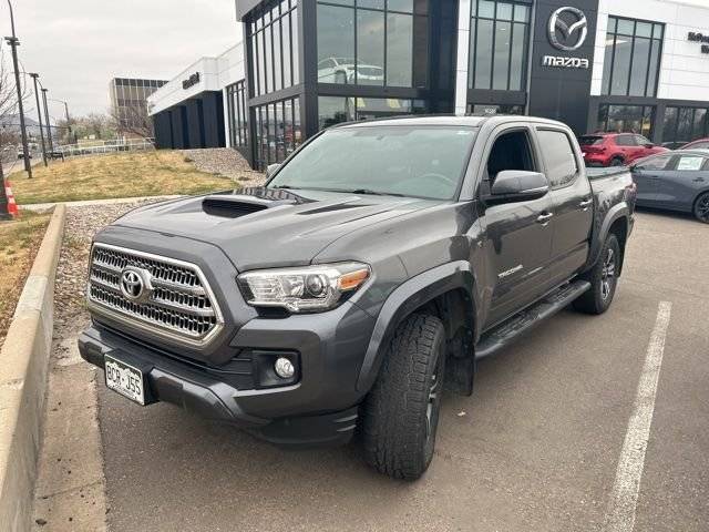 2017 Toyota Tacoma TRD Sport 4WD photo