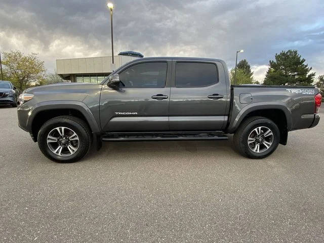 2017 Toyota Tacoma TRD Sport 4WD photo