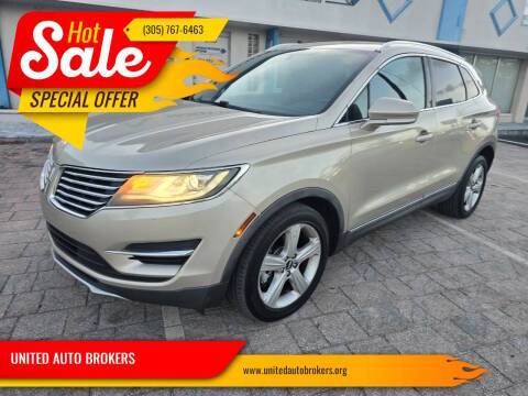 2017 Lincoln MKC Premiere FWD photo