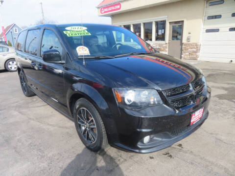 2016 Dodge Grand Caravan R/T FWD photo