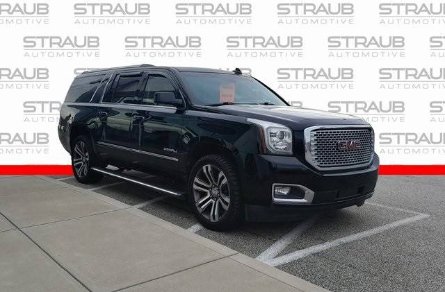 2017 GMC Yukon XL Denali 4WD photo