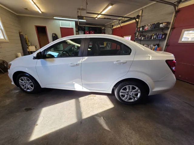 2017 Chevrolet Sonic LS FWD photo