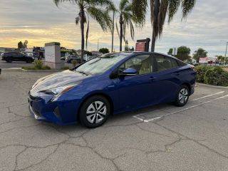 2017 Toyota Prius Two FWD photo