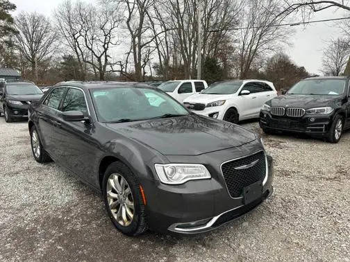 2017 Chrysler 300 Limited AWD photo