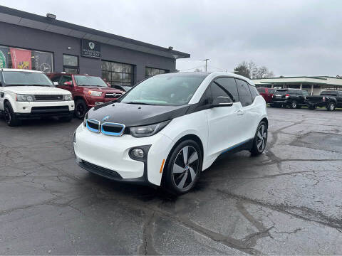 2017 BMW i3  RWD photo