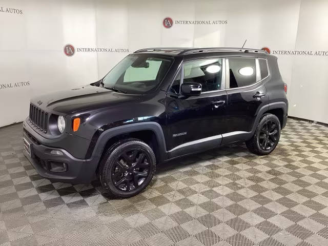 2017 Jeep Renegade Altitude 4WD photo