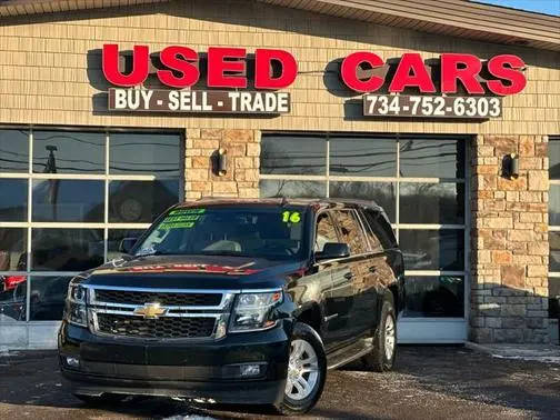 2016 Chevrolet Suburban LT 4WD photo