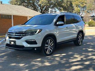 2017 Honda Pilot Elite AWD photo