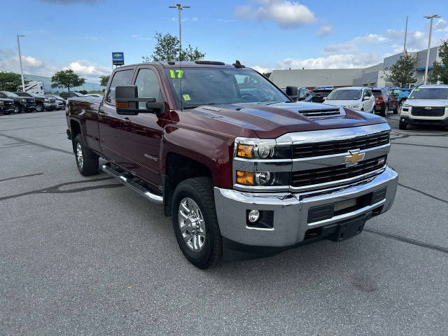 2017 Chevrolet Silverado 3500HD LT 4WD photo