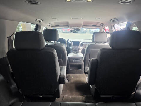 2017 Chevrolet Tahoe LT 4WD photo
