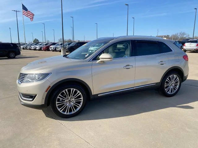 2017 Lincoln MKX Reserve FWD photo