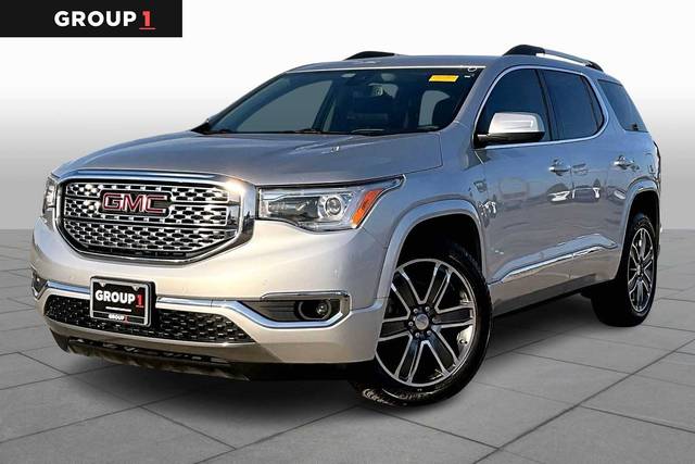 2017 GMC Acadia Denali FWD photo
