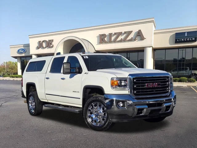 2015 GMC Sierra 2500HD SLT 4WD photo