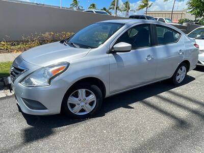 2016 Nissan Versa SV FWD photo