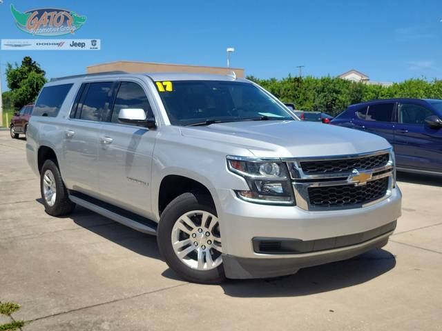 2017 Chevrolet Suburban LT RWD photo