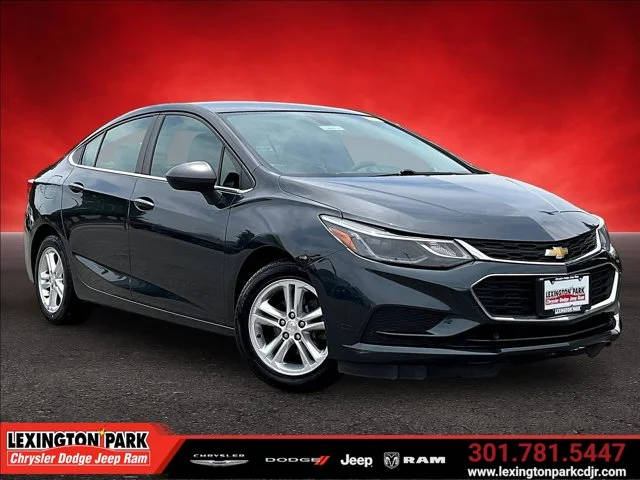 2017 Chevrolet Cruze LT FWD photo