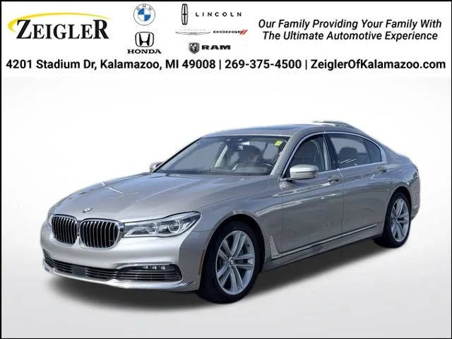 2018 BMW 7 Series 750i RWD photo