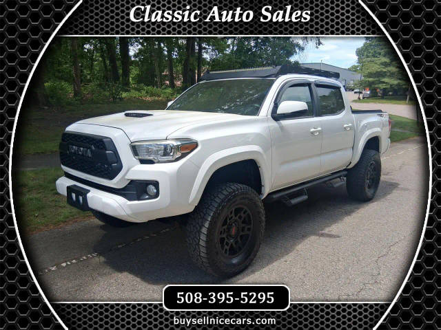 2017 Toyota Tacoma TRD Sport 4WD photo