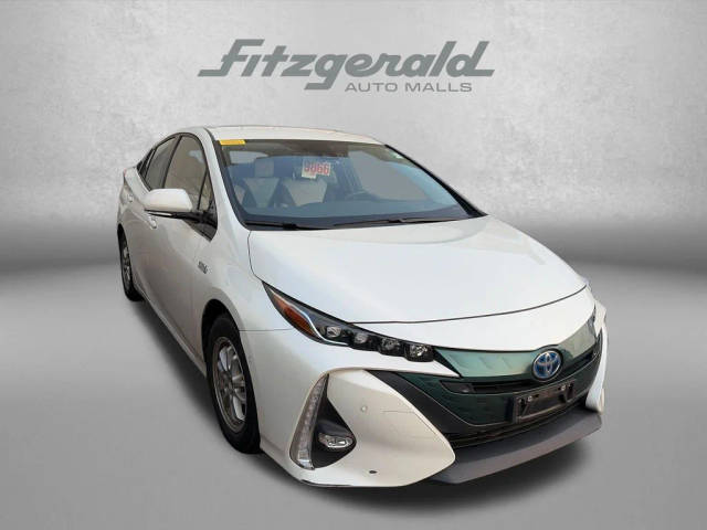 2017 Toyota Prius Prime Advanced FWD photo