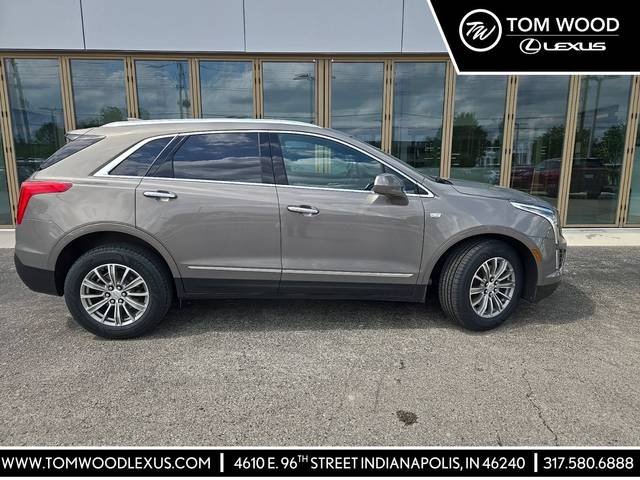 2017 Cadillac XT5 Luxury FWD FWD photo