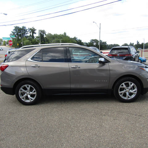 2018 Chevrolet Equinox Premier FWD photo