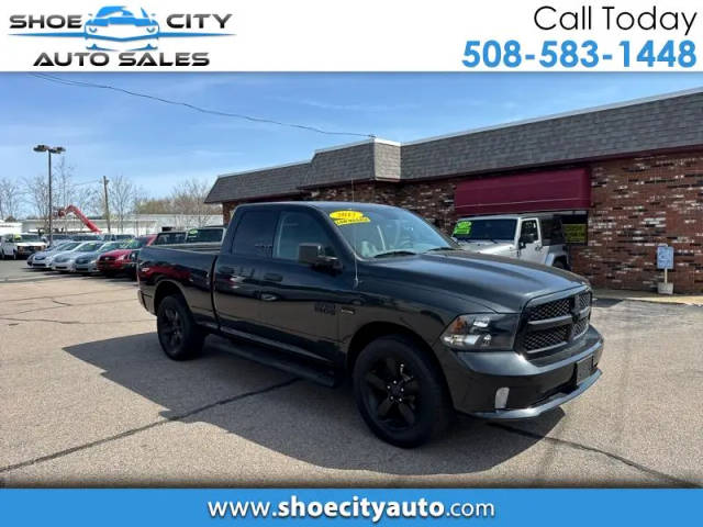 2017 Ram 1500 Express 4WD photo