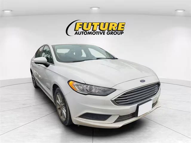 2017 Ford Fusion Hybrid SE FWD photo