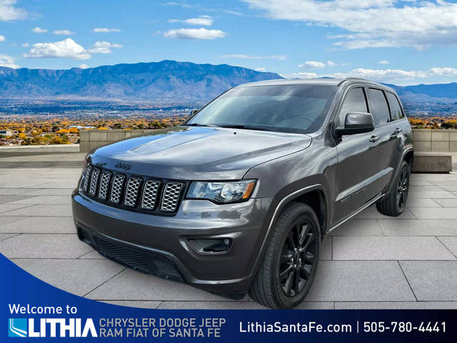 2017 Jeep Grand Cherokee Altitude 4WD photo