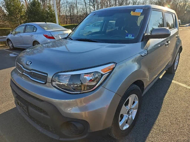 2017 Kia Soul Base FWD photo