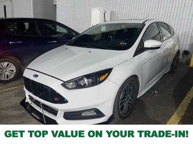 2017 Ford Focus ST FWD photo