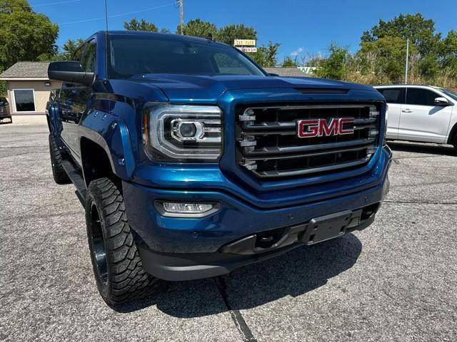 2017 GMC Sierra 1500 SLT 4WD photo