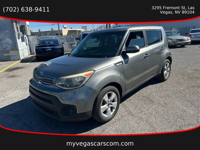 2017 Kia Soul Base FWD photo
