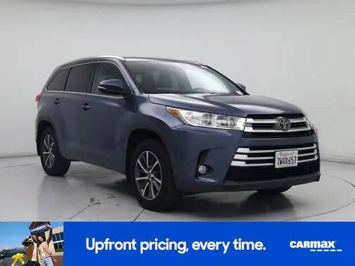 2017 Toyota Highlander XLE AWD photo