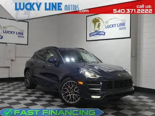 2017 Porsche Macan Turbo AWD photo