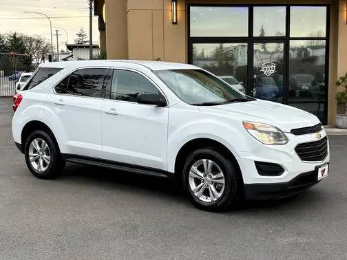 2017 Chevrolet Equinox LS FWD photo
