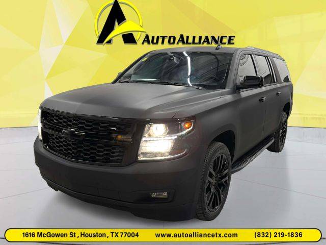 2017 Chevrolet Suburban LT RWD photo