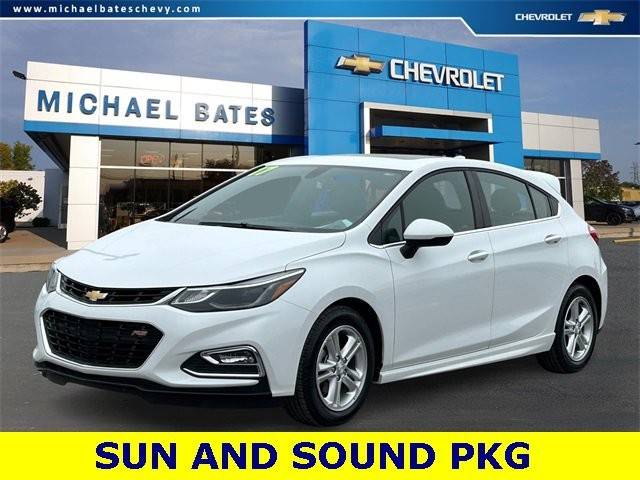 2017 Chevrolet Cruze LT FWD photo