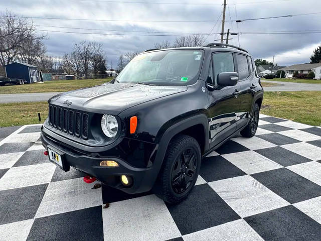 2017 Jeep Renegade Deserthawk 4WD photo