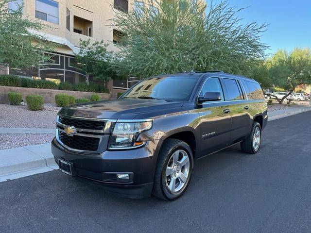 2017 Chevrolet Suburban LT RWD photo