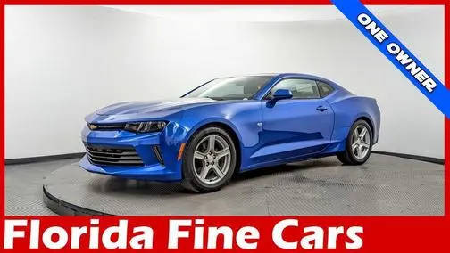 2017 Chevrolet Camaro 1LT RWD photo